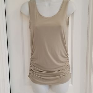 Elizabeth Steeve Greige Top Medium NWT